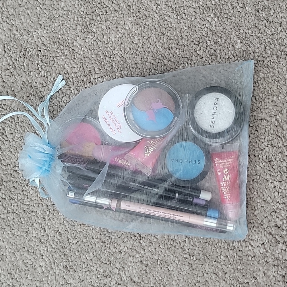 Mixed Bag of Makeup
